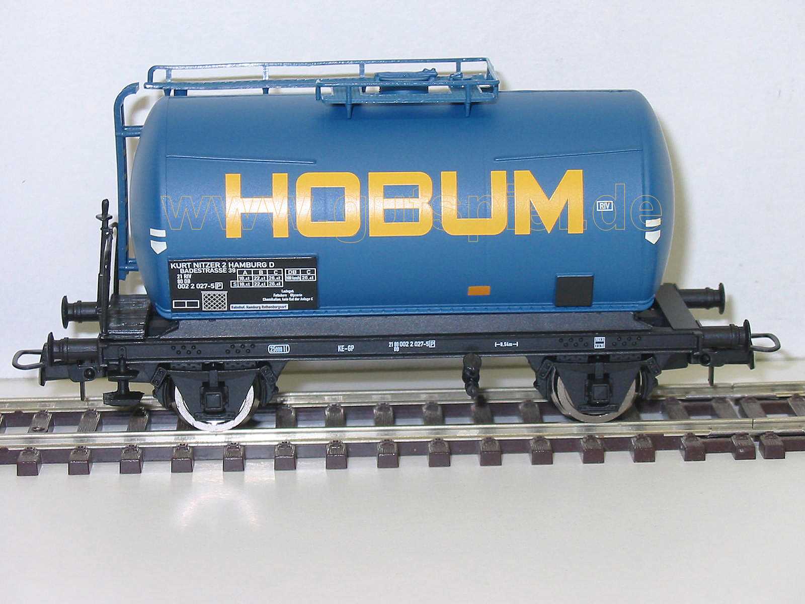 Güterwagen-Set mit zwei Güterwagen Tarnfarbenund Beladen